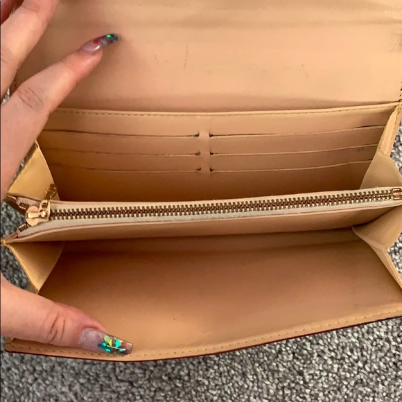 SOLD! - Picture 5 of 8